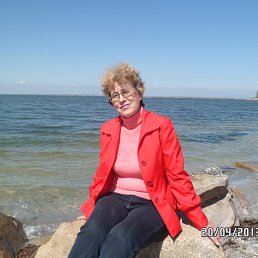 Ольга, 66 лет, Димитров