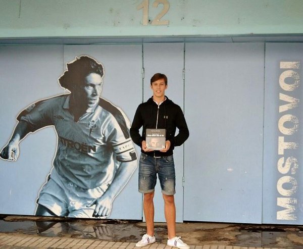 Памятник александру мостовому в испании