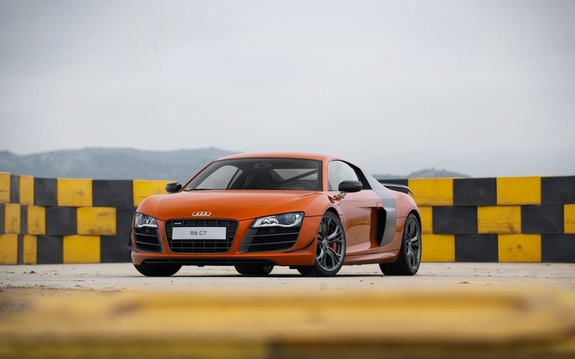 Audi r8 крутящий момент