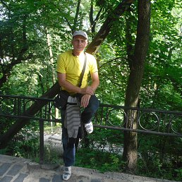 виктор, 52 года, Свердловск