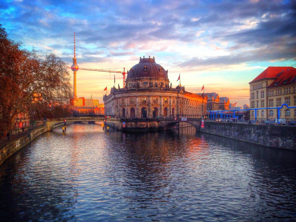 На какой реке берлин. Берлин Шпрее. Река Шпрее Германия. Berlin река Spree. Берлин и реки Шпрее Хафель.