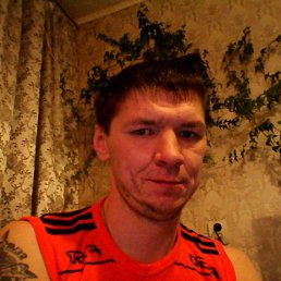 Олег, 47 лет, Отрадное