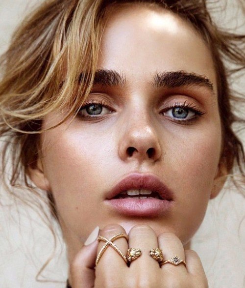 Если ходишь без тонны косметики - ставь лайк - Современная Девушка ...