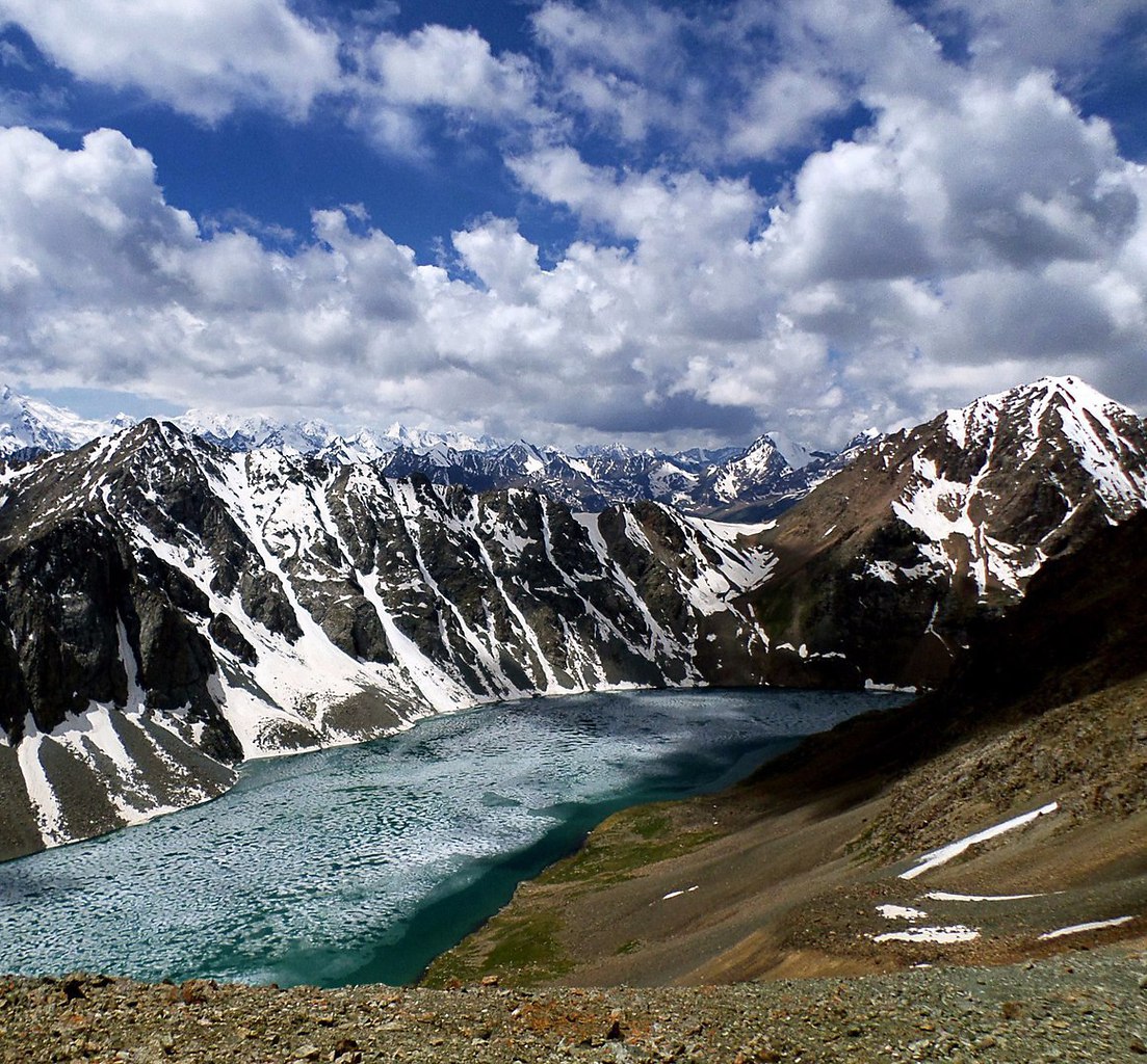 Таджикистан горы. Горы Памира в Таджикистане. Таджикистан Душанбе горы. Горный Таджикистан Памир. Таджикистан горы Памир таджички.