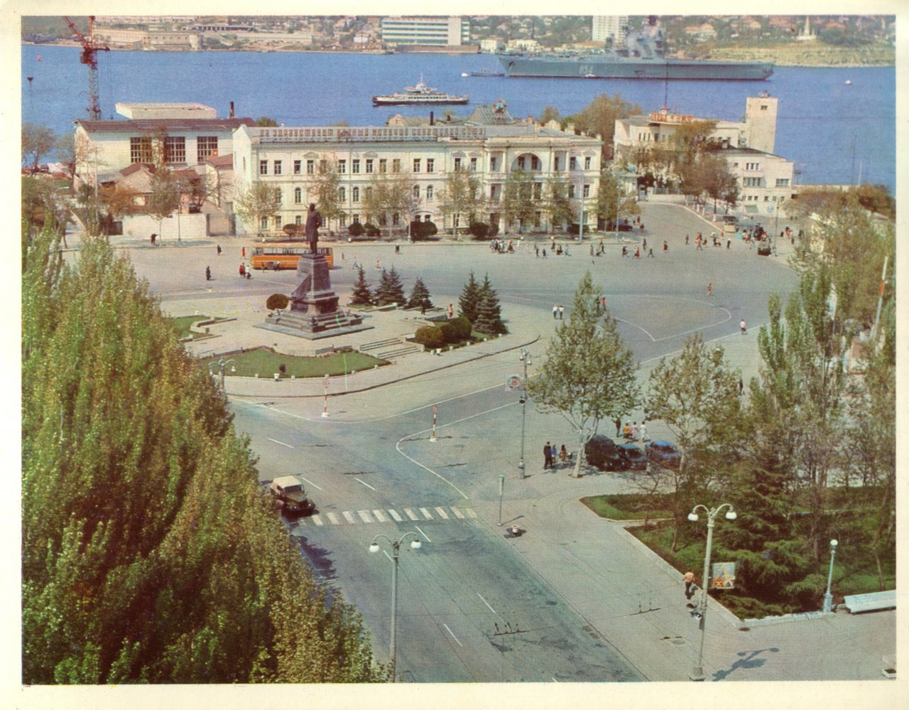 нахимовская площадь севастополь