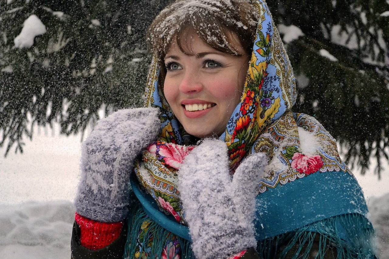 Русская девушка зима