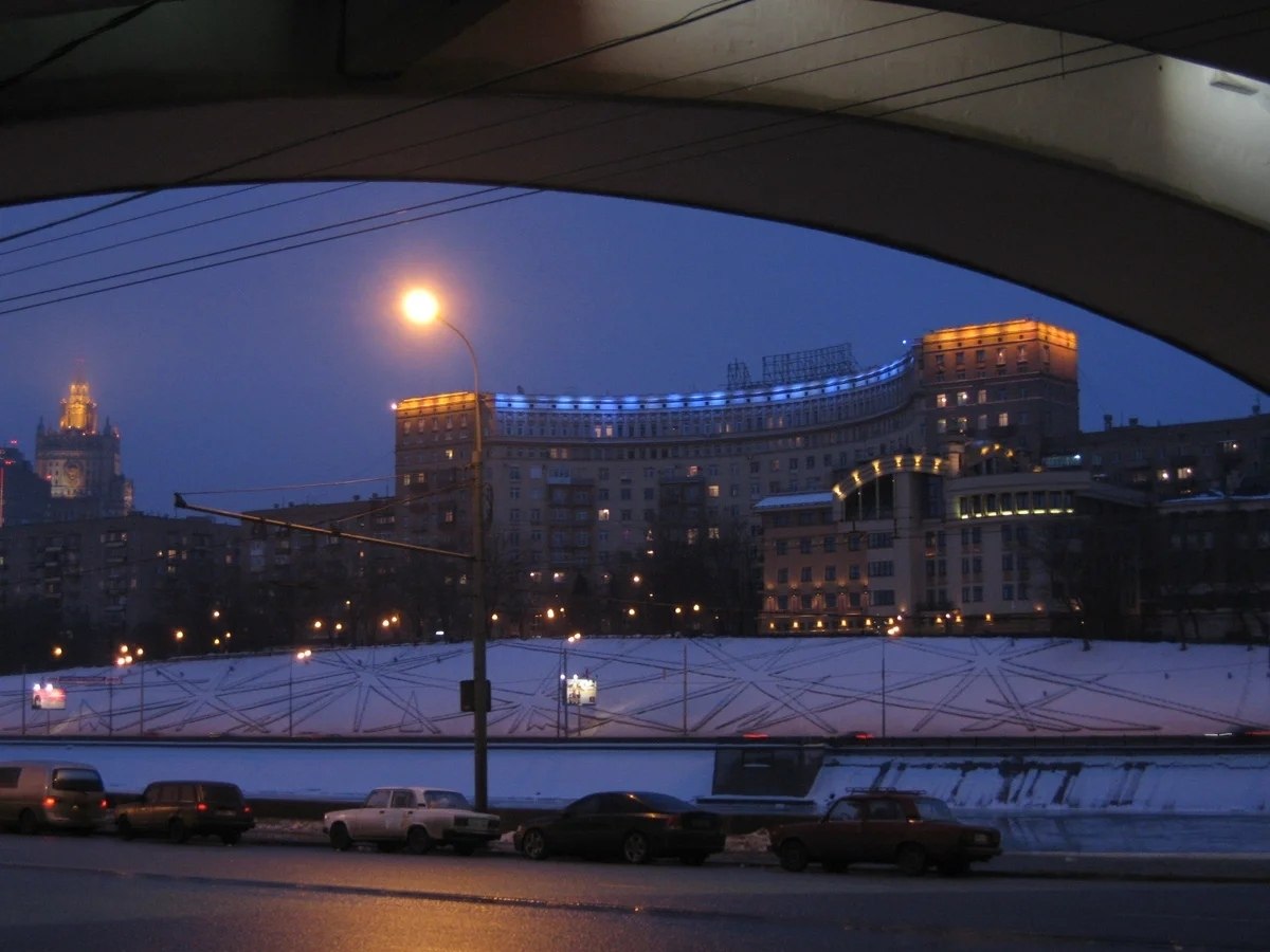 Вечерняя москва садовое кольцо пирогов александр