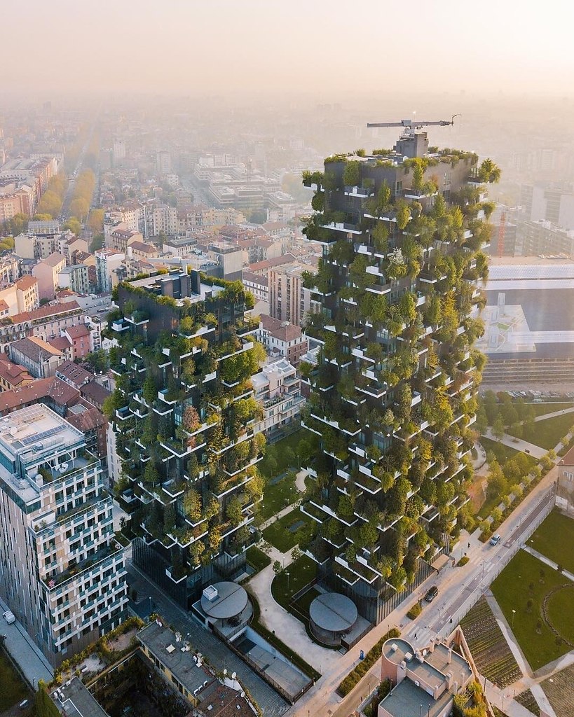 Вертикальный лес (Bosco verticale), Милан, Италия (2014)