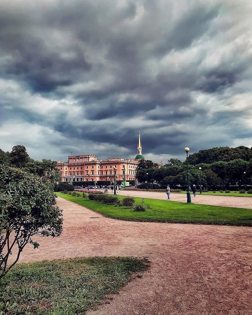 Марсово поле в санкт петербурге фото летом