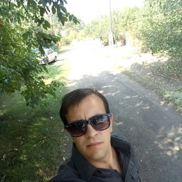 Анатолий, 28, Краснодон