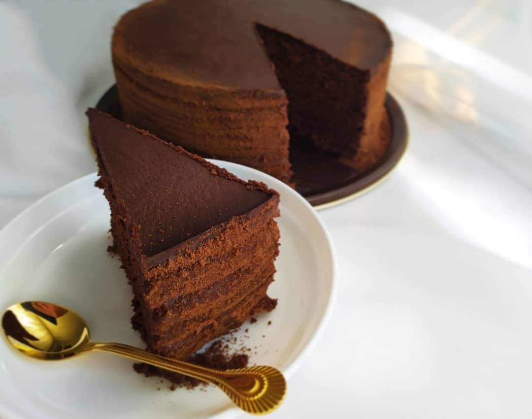 Медовый торт с шоколадной начинкой
