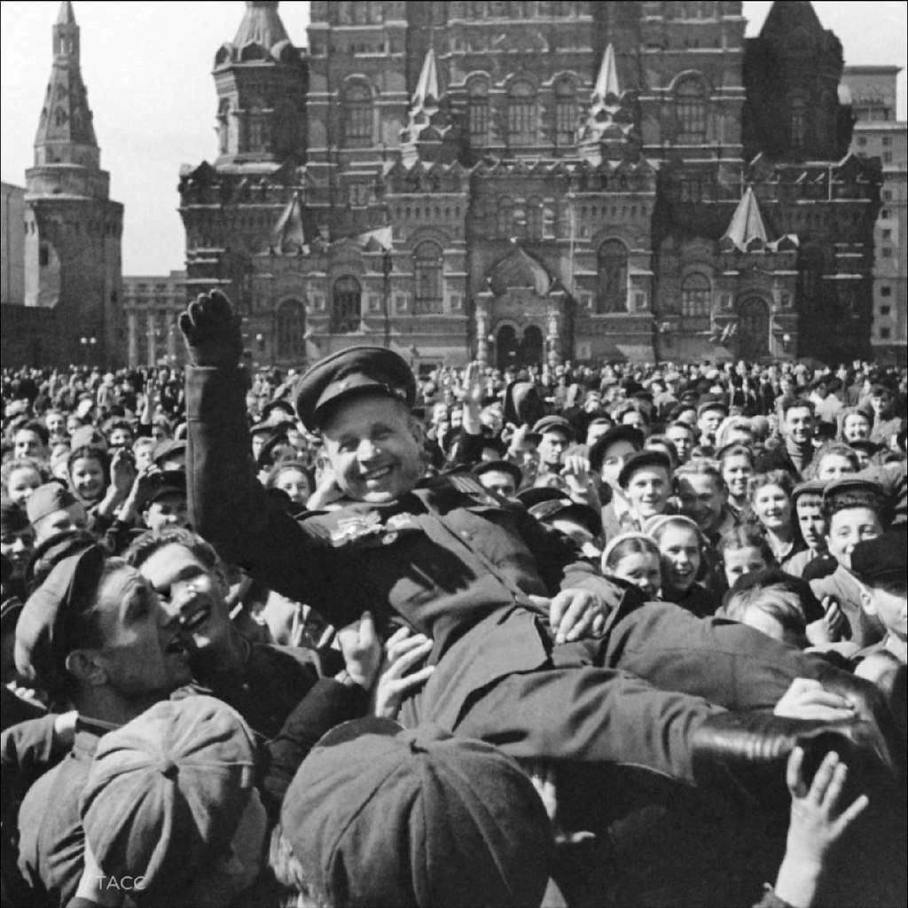 Парад Победы 9 мая 1945