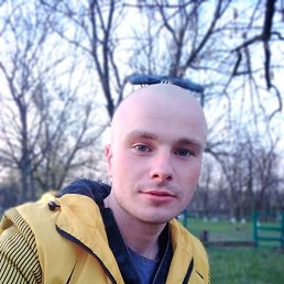 Павел, 27, Краснодон