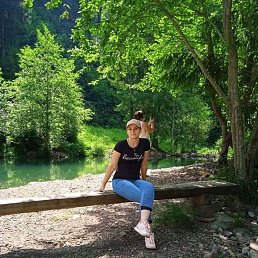 Talia, 35 , 