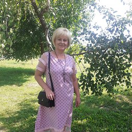 Лена, 54, Ровно