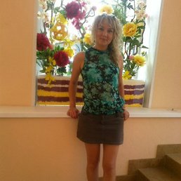 Юляша, 44 года, Санкт-Петербург