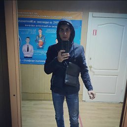Дмитрий, 20 лет, Мелитополь