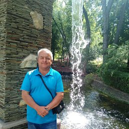 Александр, 59, Ясиноватая
