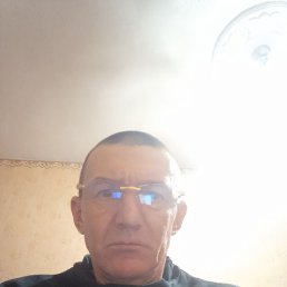 Роман, 46 лет, Киев