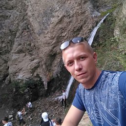 Илья, 26 лет, Бутурлиновка