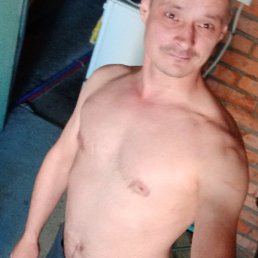 Ростислав, 41 год, Менделеевск