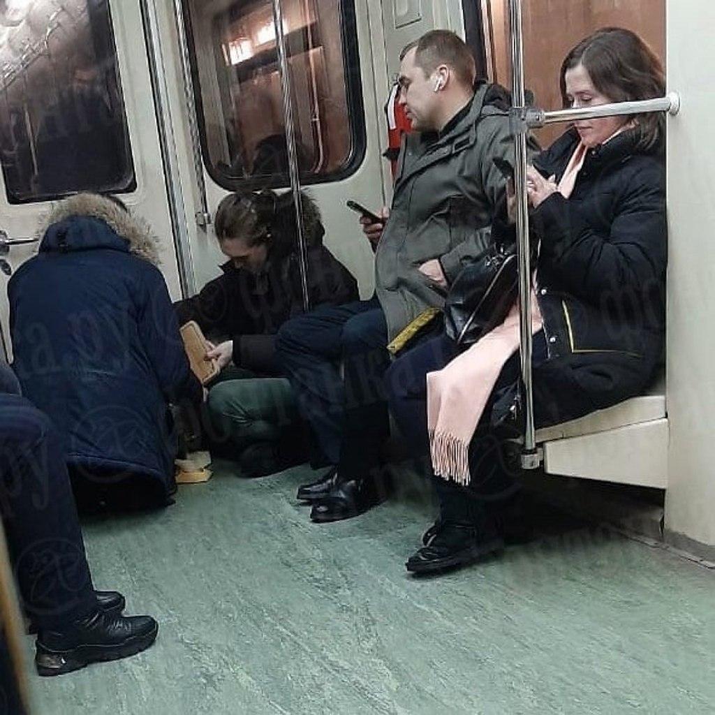 встречи геев в метро фото 93