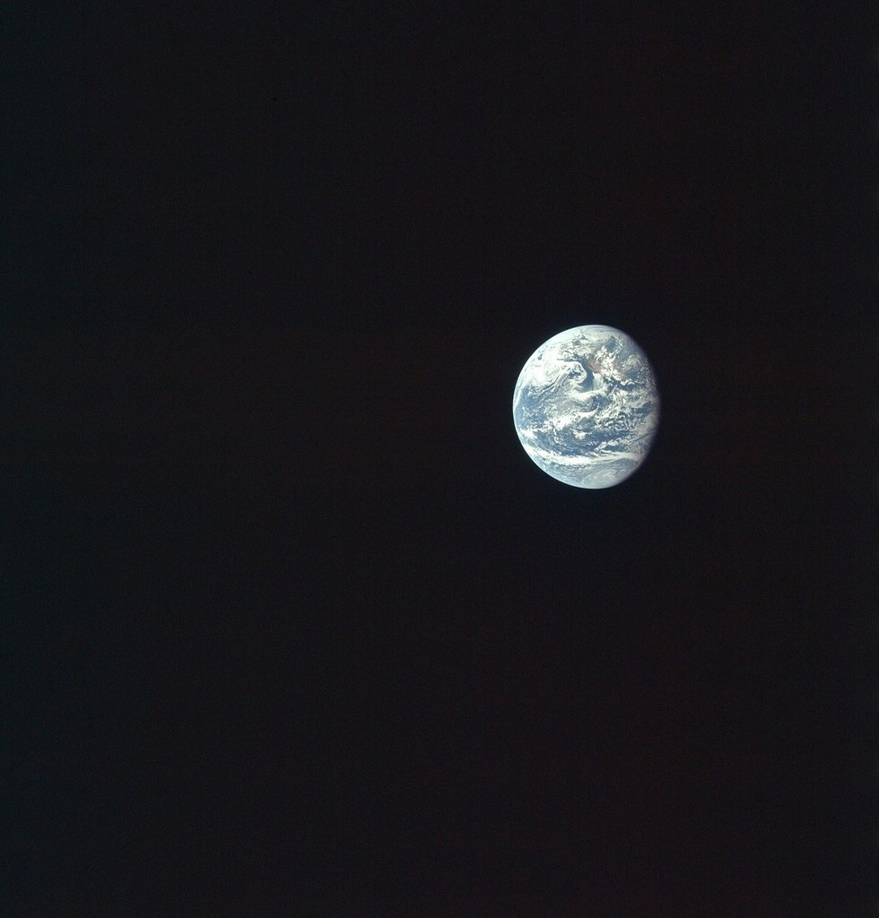 Фотография земли с луны в 1969 году