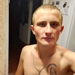 Анатолий, 22, Софрино