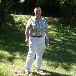  Bratyk, , 60  -  1  2012