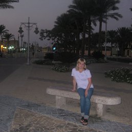 � ������