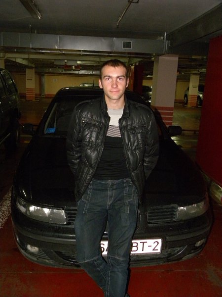  : Alex, 36 , 