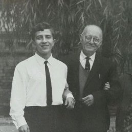 � � ����� �����