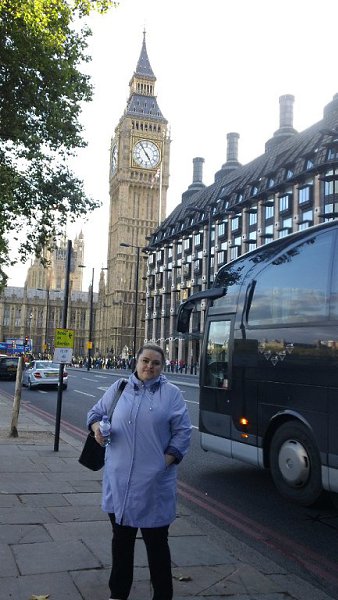   : LONDON - Nadezda, 