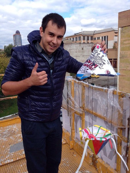   : , RedBull Gravity Chellenger - , 