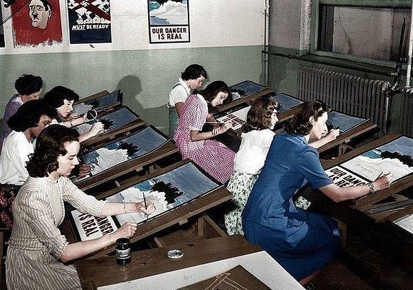     1942 .