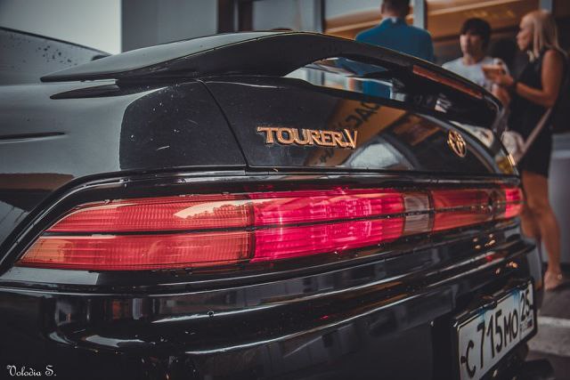  MARK II JZX90 TOURER V - 8