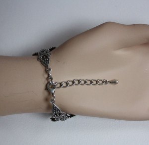   Pinkabsinthe:   .    -? ... - 112