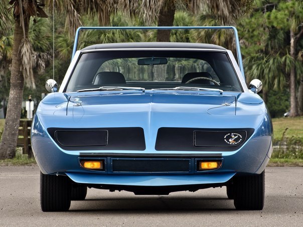 Plymouth Roadrunner Superbird (1970). : 6900 3 V8  : 425 ..,  5000 ...