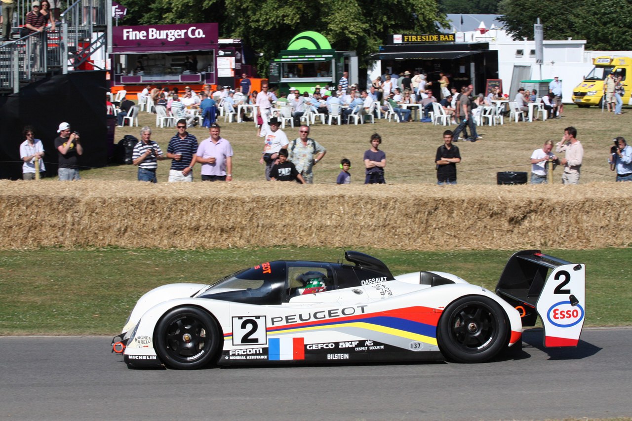 Peugeot 905.