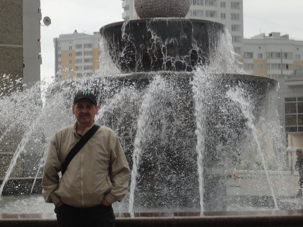 : aleksei Gluxov, 58 ,      