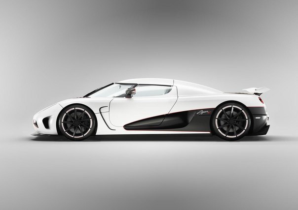 2011 Koenigsegg Agera R - 3