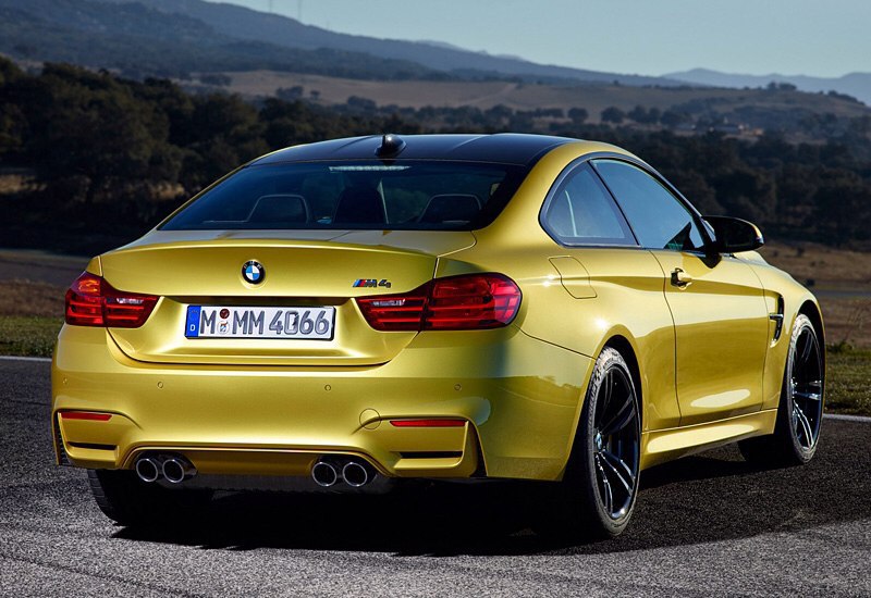 BMW M4 Coupe F32 - 2