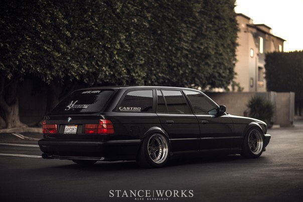 THE CASTRO MOTORSPORT 480-HORSEPOWER TURBOCHARGED E34 WAGON. - 6