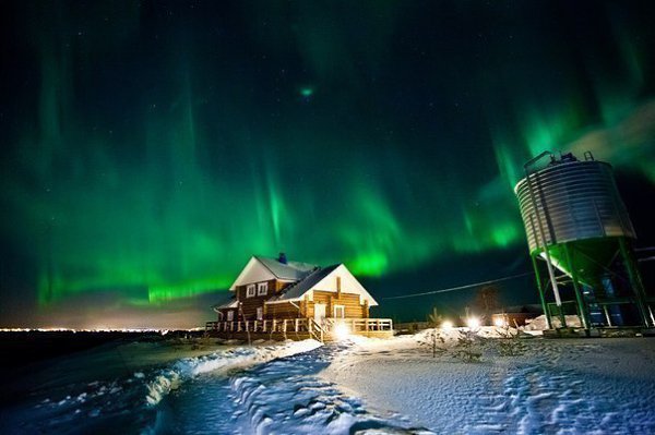 Подписывайтесь на нас: http://fotostrana.ru/public/233467 ;-) Северное сияние в Архангельске.