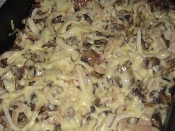 Запеканка из кальмаров с грибами. Калорийность на 100г - 147ккал Вкусная низкокалорийная запеканка, ...