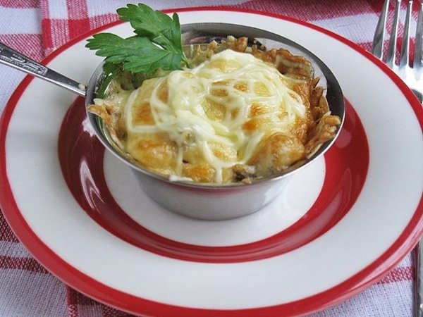 Жюльен с курицей и грибами. Жюльен ... Даже само слово манит, не говоря уже о вкусной, необыкновенно ...