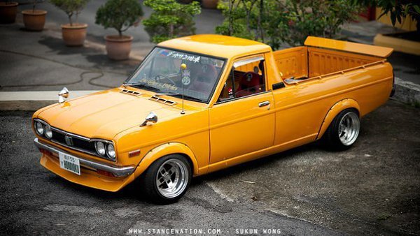 Datsun Sunny Truck (B120)  ,       Nissan Skyline