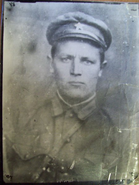 : .       .   ,  .   , 1910  ,     1942 .     .   . ,  ,  . -  , 62 , 