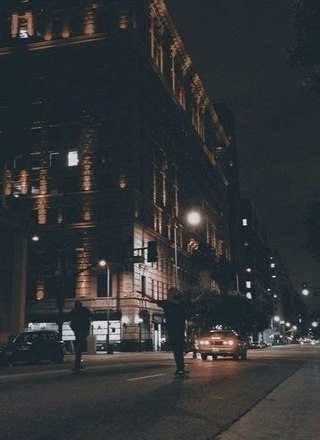 Я люблю ночь. Что происходит с душой ближе к ночи? Не хватает правды, теплых слов, объятий, дыхания, ... - 2