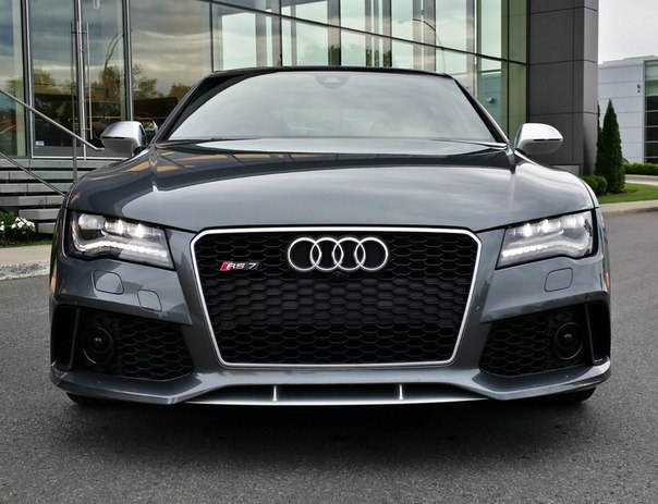 Audi RS7. 4.0L TFSI V8 : 560 ..  : 700  :   ...